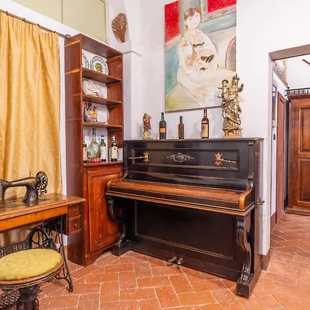 Palazzo Danesi Lägenhet