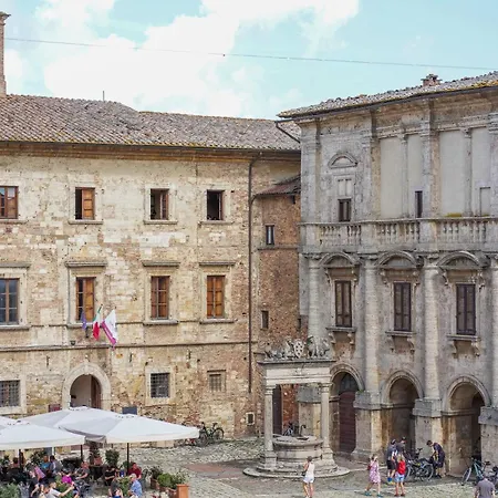 Palazzo Danesi Montepulciano